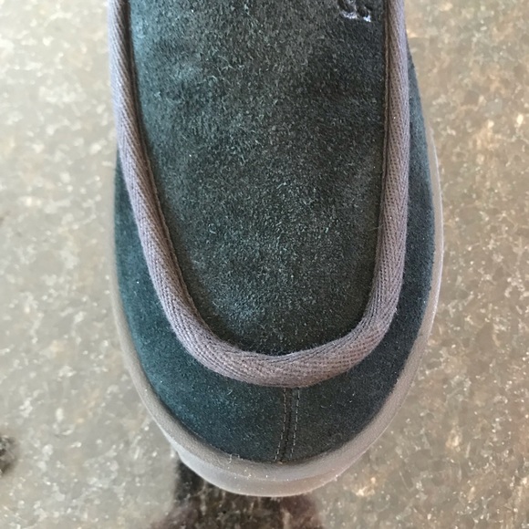 New UGG Super Moc Slipper, Black Cozy Loafers, Slip-Ons, Fuzzy Slippers, UGGs - Picture 5 of 14
